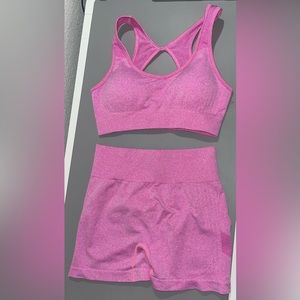NWOT Hot-Pink Seamless set